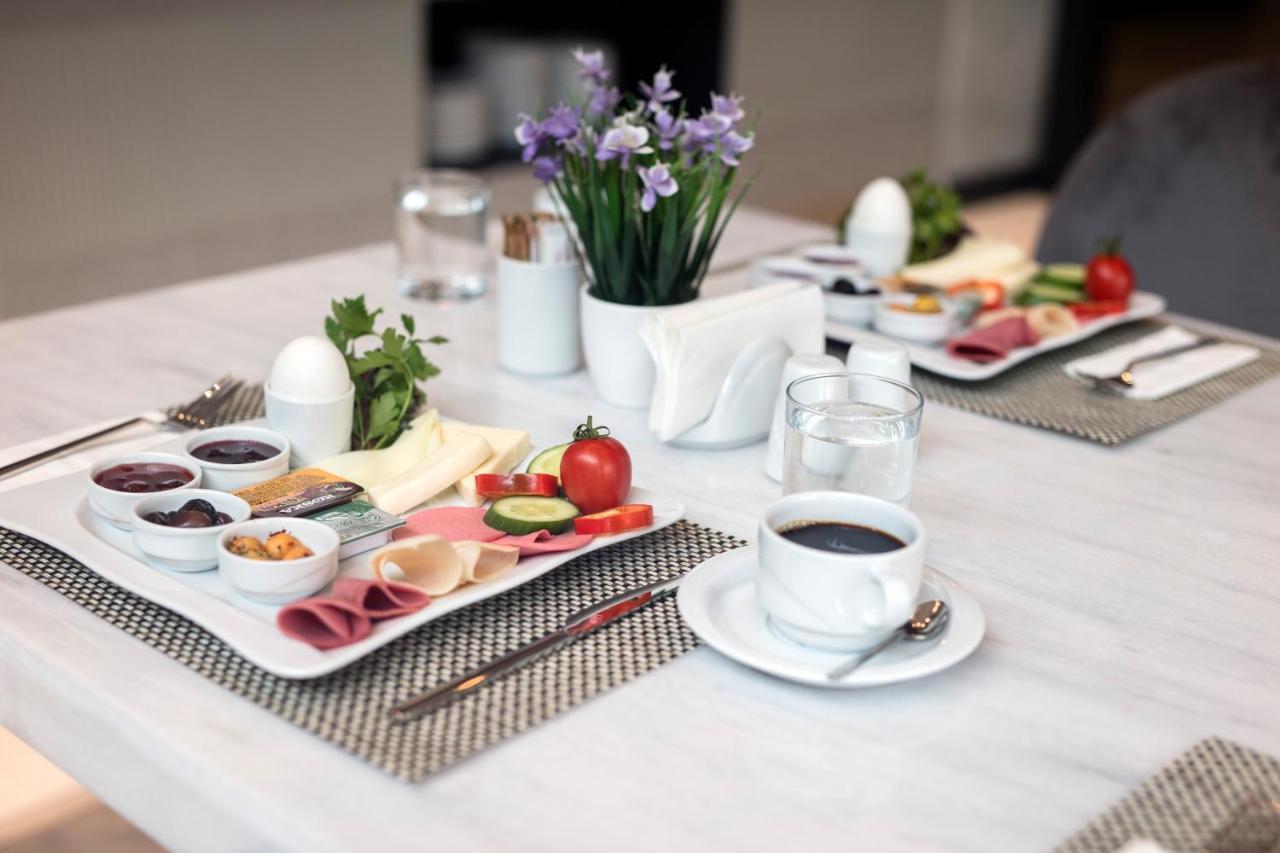 Hotel Ibis Styles Izmir Bornova Extérieur photo